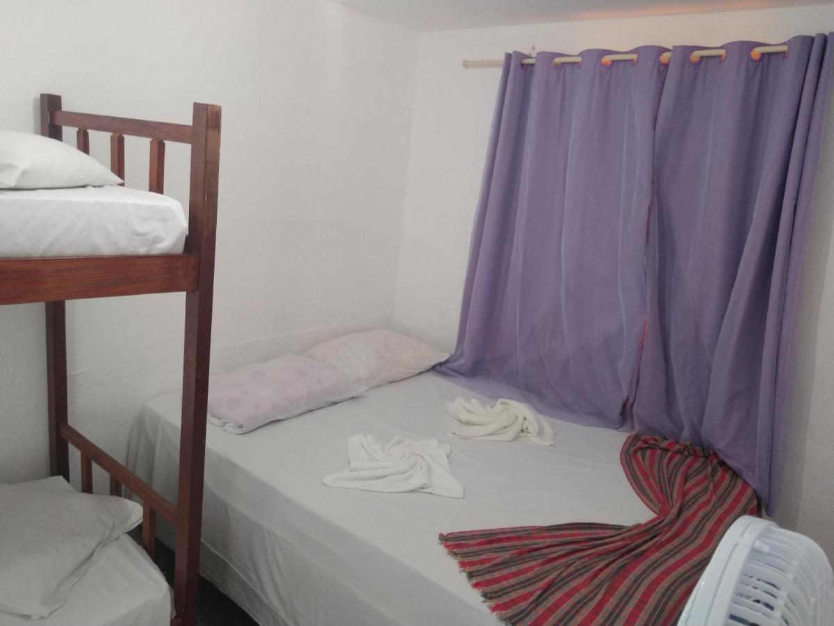 Hostel E Pousada Vila De Porto Порту-де-Галиньяш Экстерьер фото